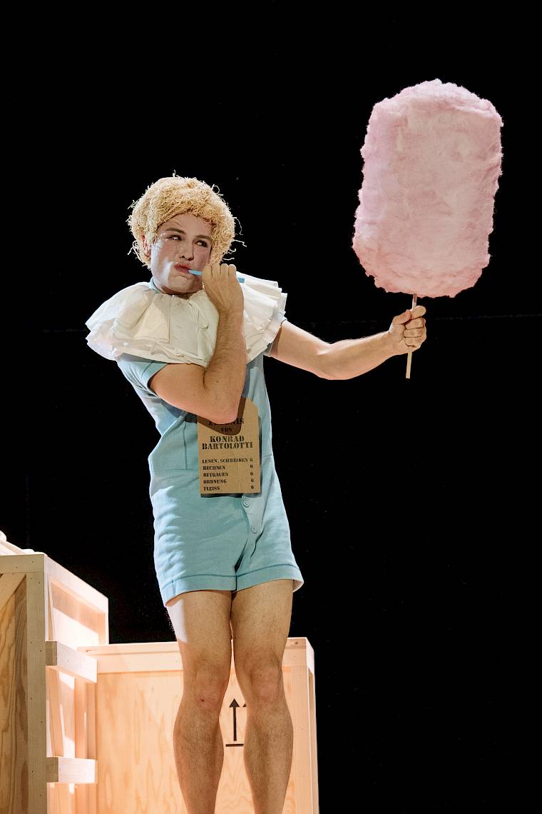 Konrad oder das Kind aus der Konservenbüchse, Konrad. Foto: Danielle Liniger